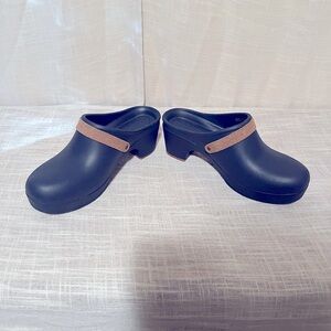 CROCS Navy Blue and Tan Women's Mules